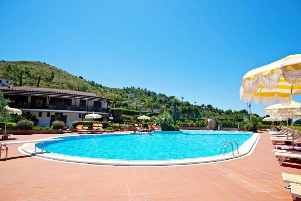 Casa Vacanza Kair Trilo 227 Sperlonga Exterior photo